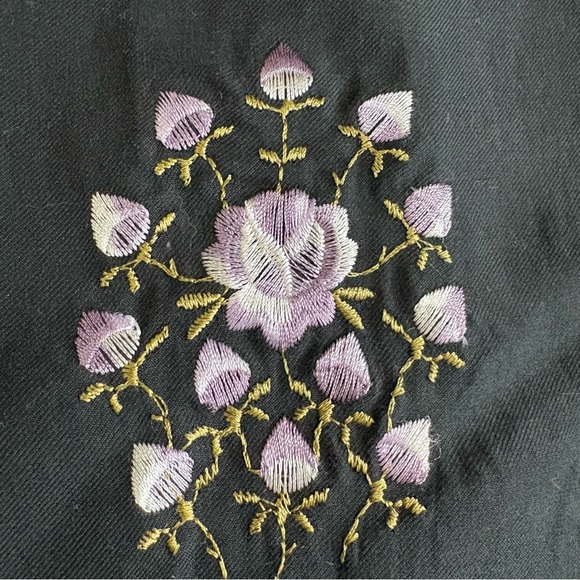 Vtg B. Moss Sz 14 Silk Blend  Black Purple Floral Embroidered Skirt Scallop Hem - Picture 3 of 8